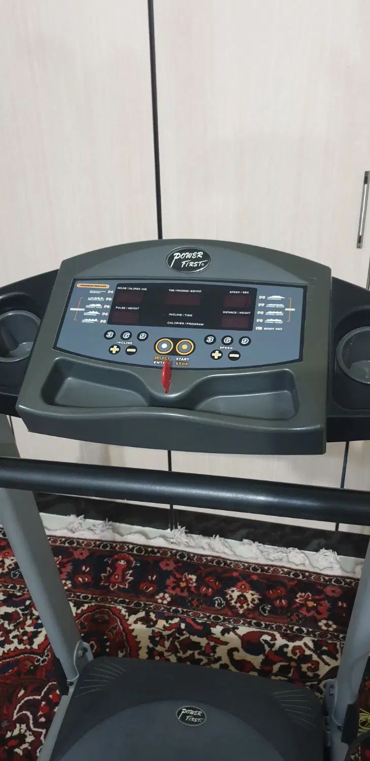 تردمیل T940 پاورفرست معروف به سلطان تردمیل‌ها|تجهیزات ورزشی|اصفهان, سپاهان‌شهر|دیوار