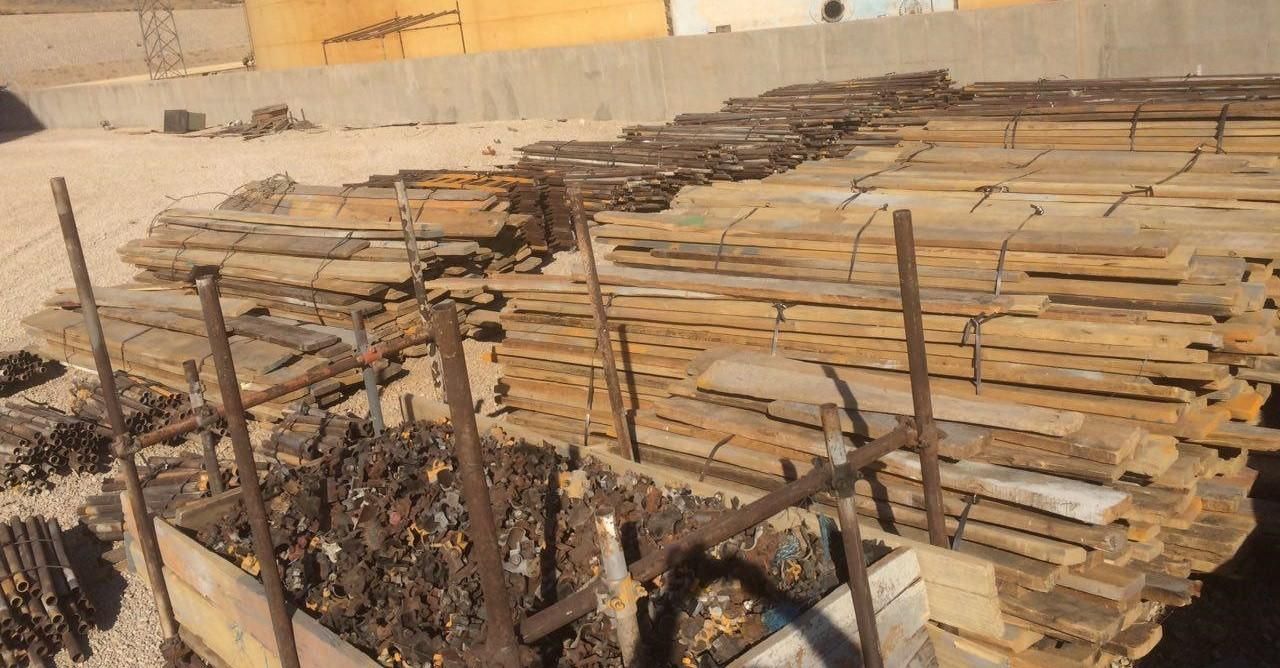 تخته داربست،لوله داربست ،بست فلزی، رابط وبشکه|مصالح و تجهیزات ساختمان|لنجان, |دیوار