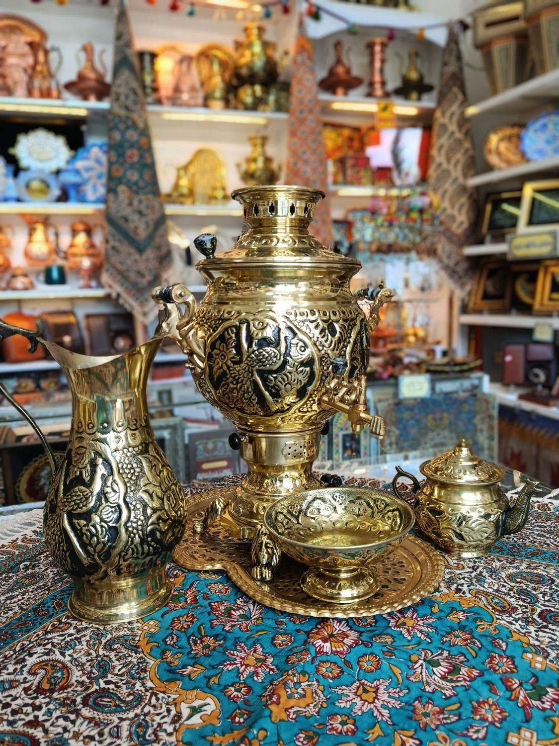 سماور برنجی گازی سفارشی طاووس و غزال ۸ لیتری نانو|سماور، چای‌ساز، قهوه‌ساز|مشهد, چهارباغ|دیوار