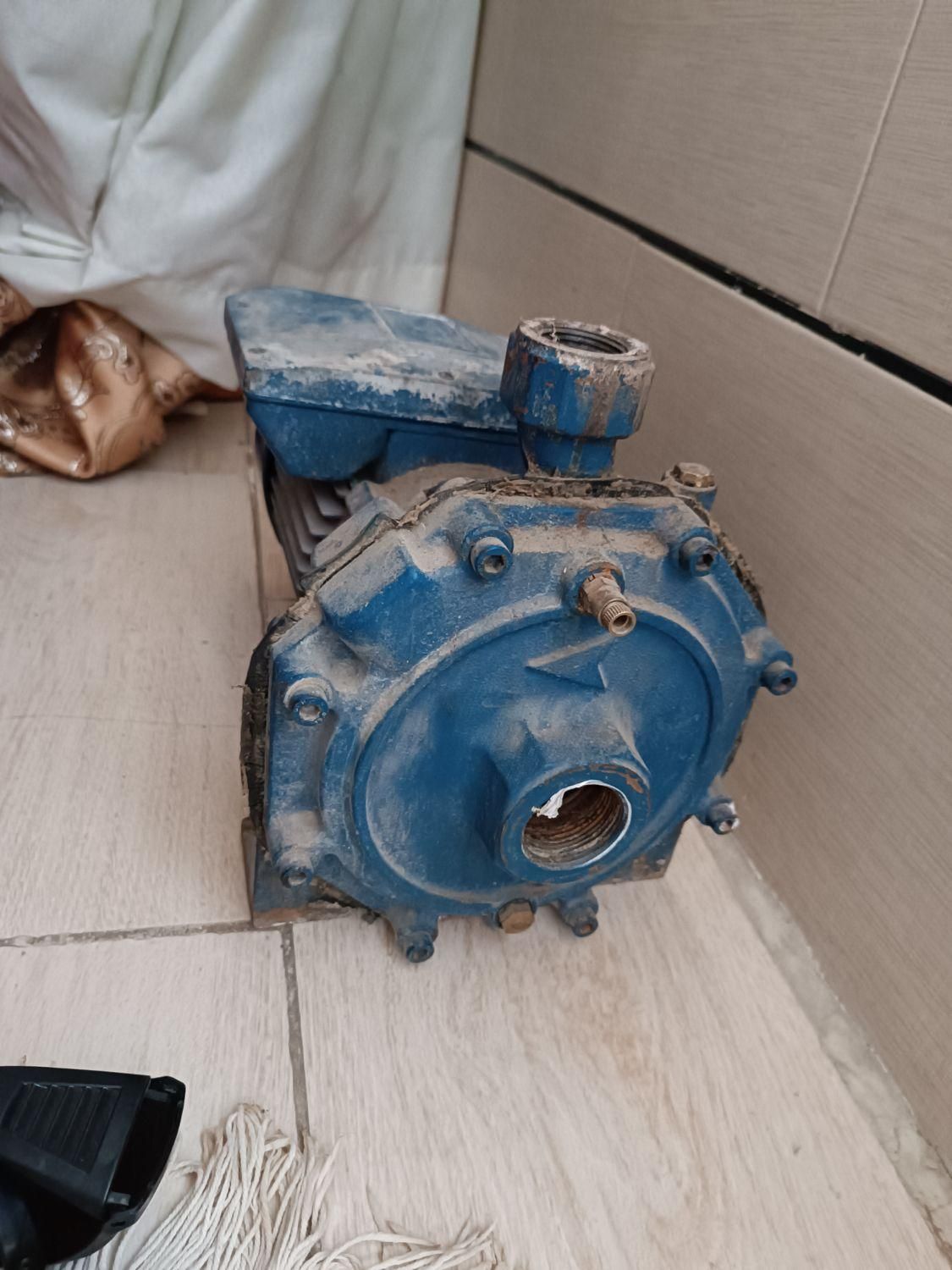 نصب پمپ آب  تعمیر پمپ آب  نصب پمپ کولر ابی|خدمات پیشه و مهارت|کرمان, |دیوار