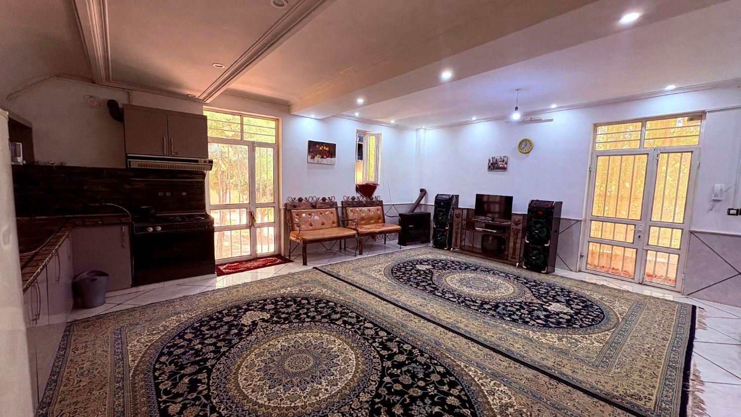 اجاره باغ ویلا روزانه|اجارهٔ کوتاهمدت ویلا و باغ|تربتحیدریه, کوی شهید احمدزاده ملکی|دیوار