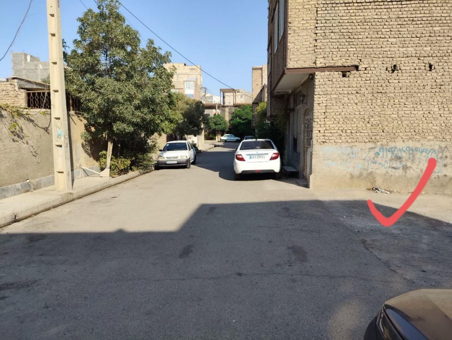 یک قطعه زمین مسکونی در خیابان باغ صالح ورامین|فروش زمین و ملک کلنگی|ورامین, ورامین|دیوار