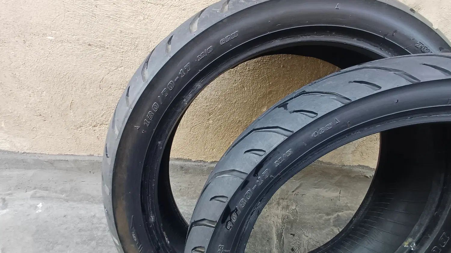 لاستیک DUNLOP عقب و جلو موتورسیکلت NS آپاچی ZX|قطعات یدکی و لوازم جانبی|تهران, بلوار کشاورز|دیوار