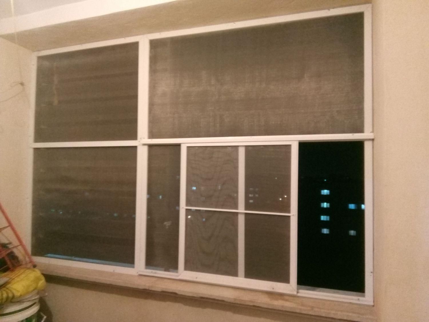 ساخت و نصب توری درب و پنجره پلیسه و آلومینیومی|خدمات پیشه و مهارت|پرند, فاز ۴|دیوار