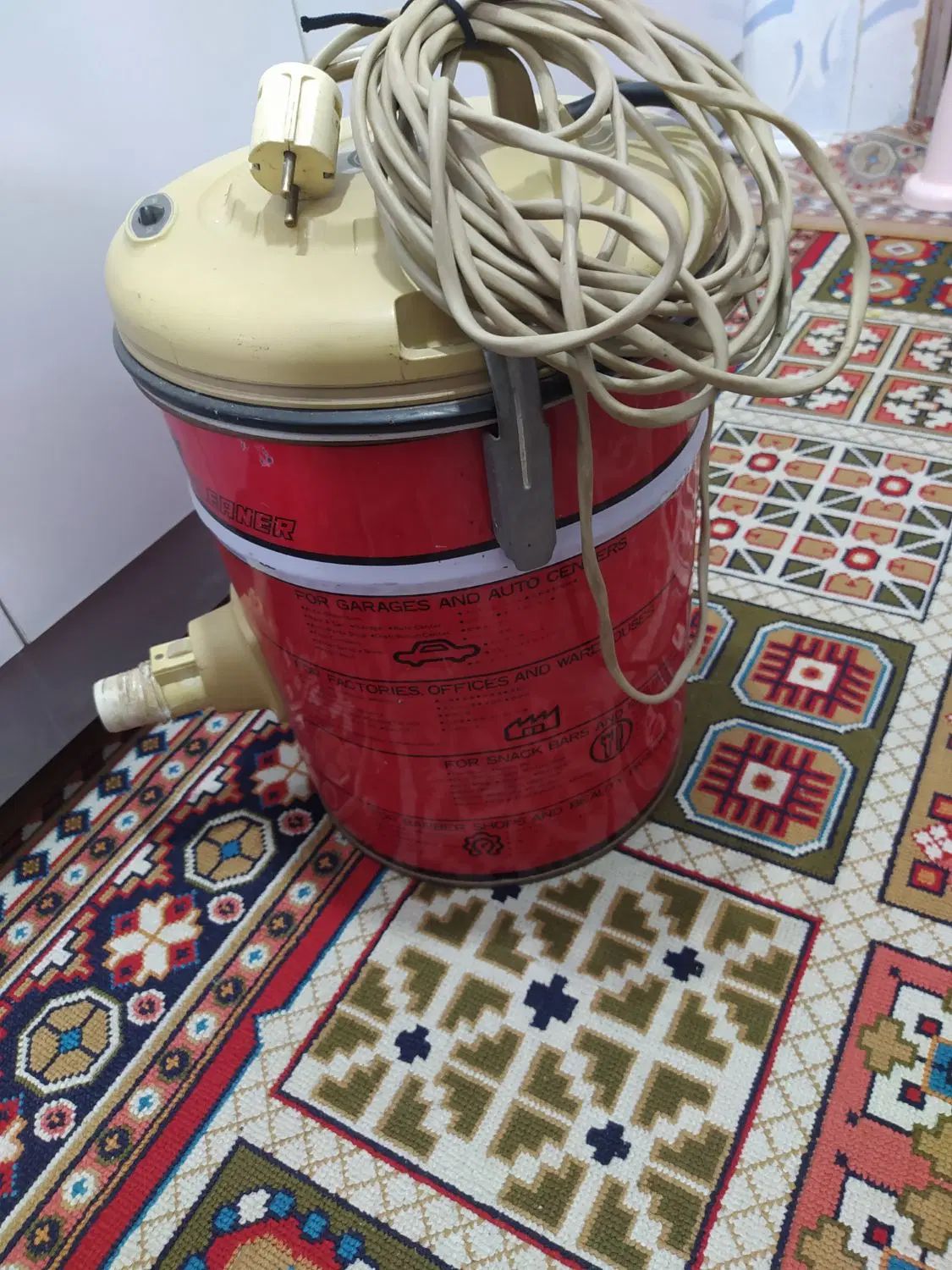 جارو برقی سطلی کاملا سالم|جاروبرقی، جارو شارژی، بخارشو|مشهد, اروند|دیوار
