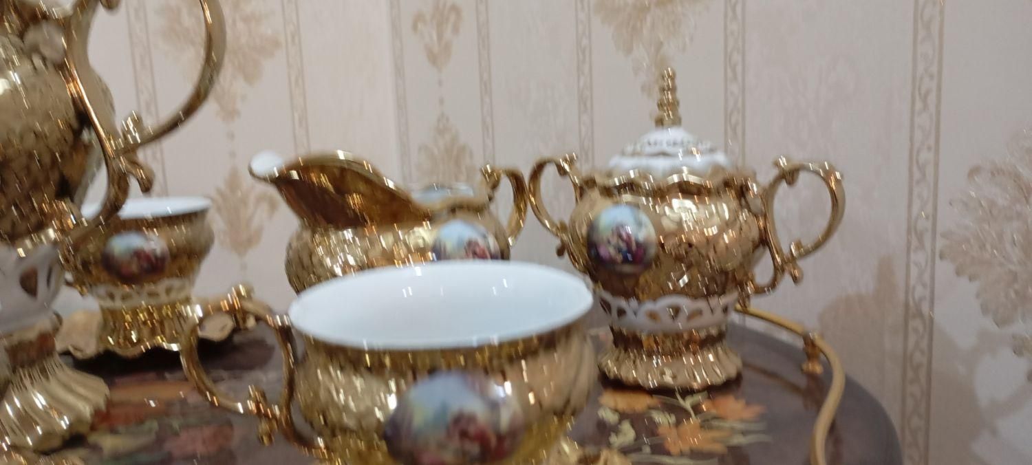 یک دست سرویس چایخوری و شکلات خوری مارک گبیر|صنایع دستی و سایر لوازم تزئینی|تهران, افسریه|دیوار