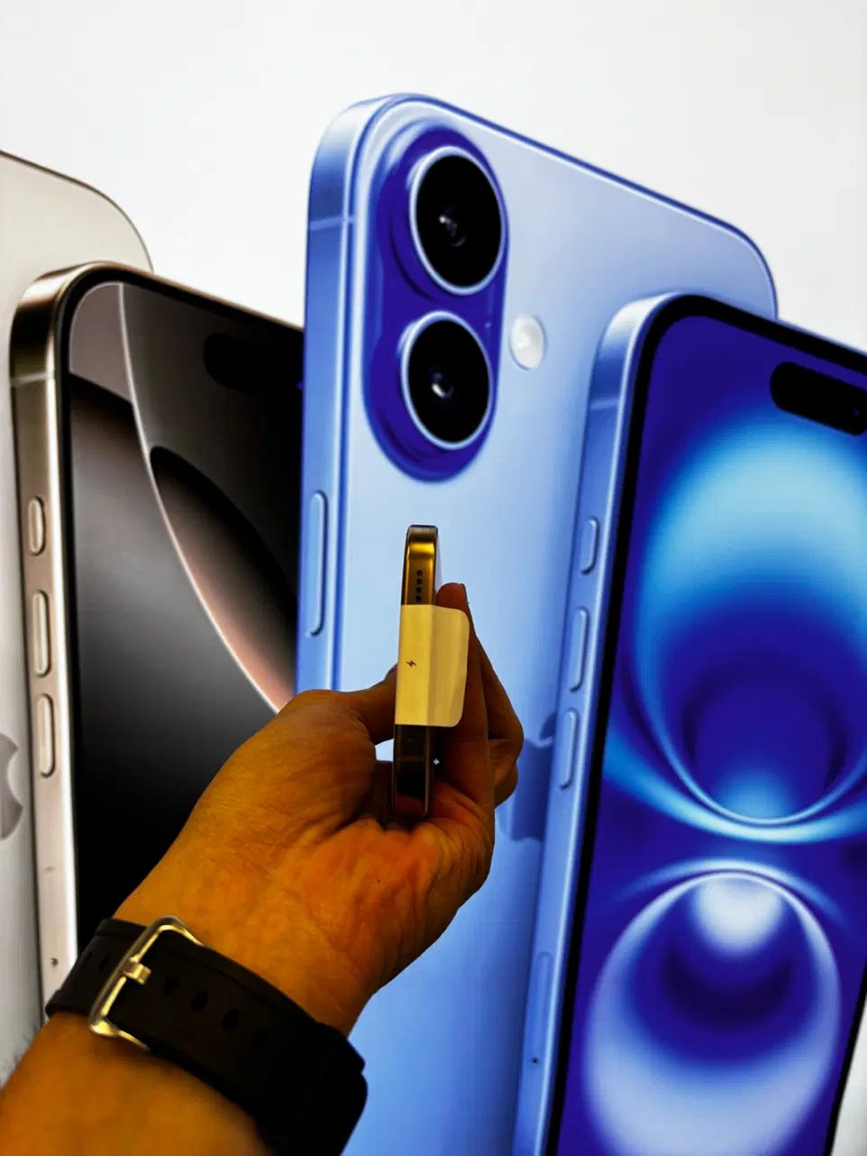 iphone 16 pro max 256 g ریجسترشده|موبایل|تهران, تهرانسر مرکزی|دیوار