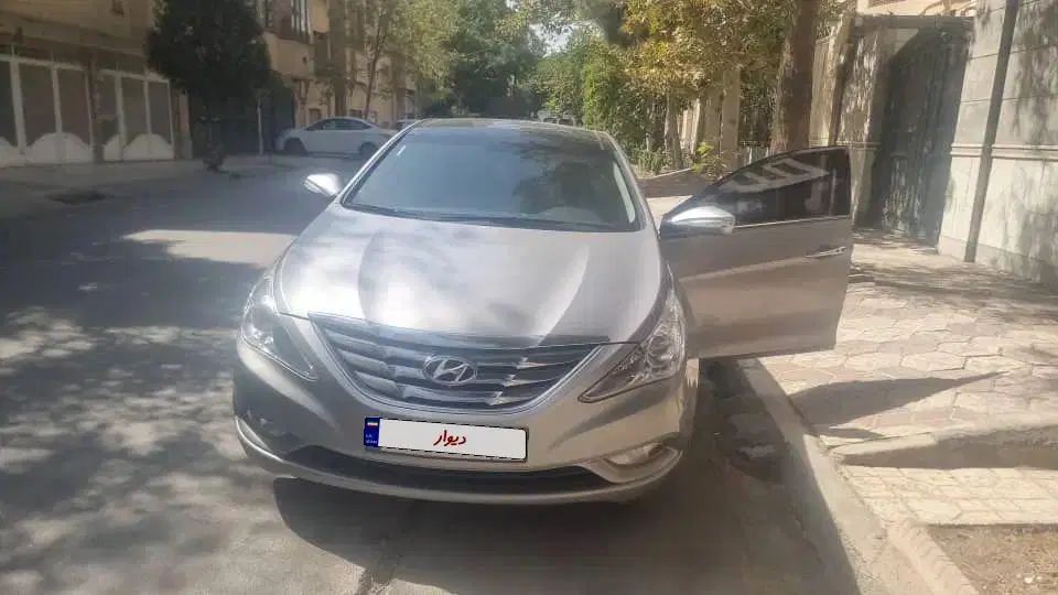 سوناتا وای اف ۲۰۱۲|خودرو سواری و وانت|مشهد, آزادشهر|دیوار