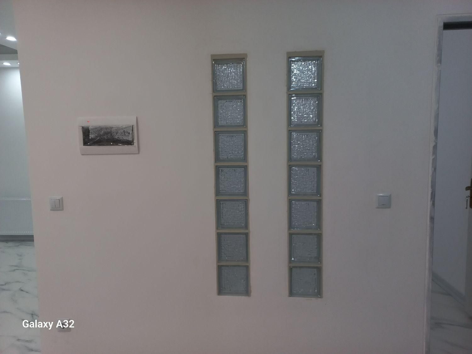 نصب بلوک شیشه ای|خدمات پیشه و مهارت|زنجان, |دیوار