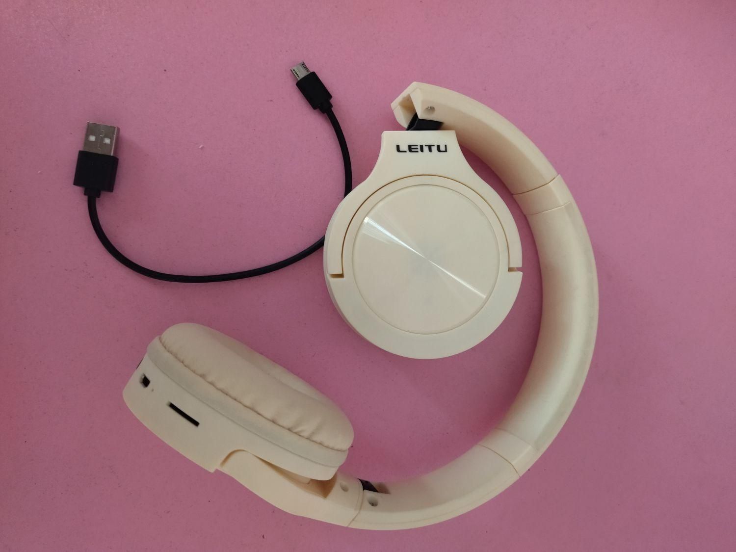 هدفون|صوتی و تصویری|شیراز, لاله|دیوار