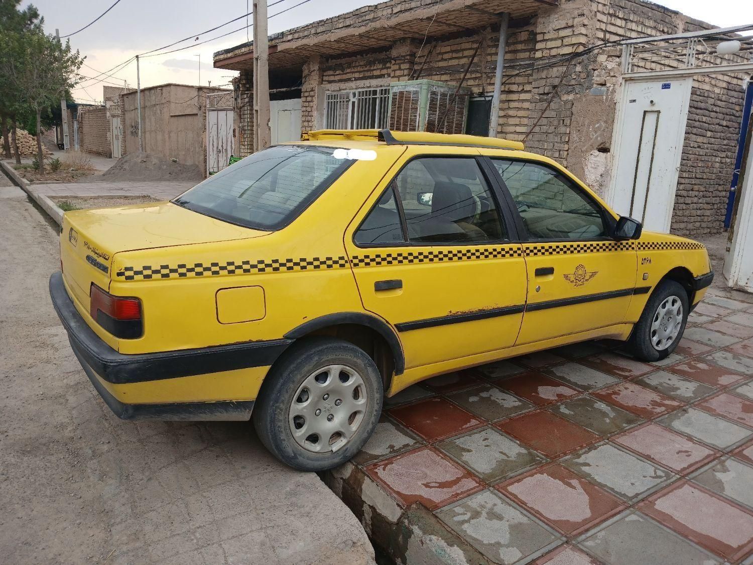 پژو 405 GLX - دوگانه سوز CNG، مدل ۱۳۹۷|خودرو سواری و وانت|قم, سراجه (۱۵ خرداد)|دیوار