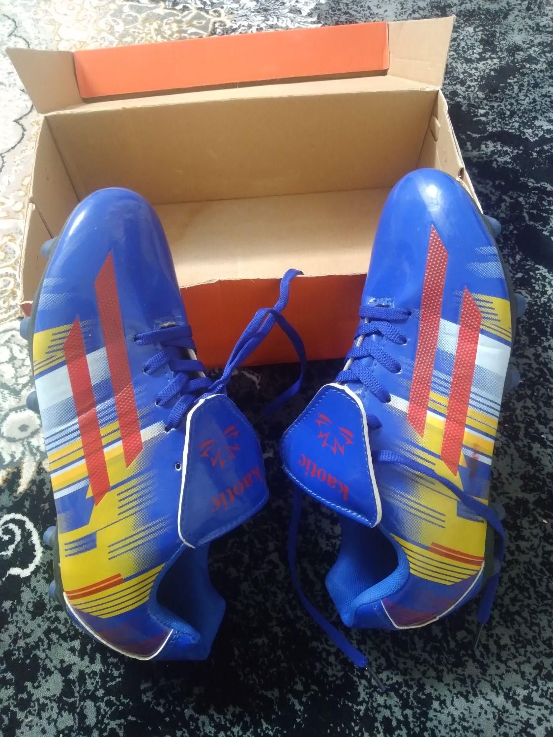 کفش چمن سایز ۴۰|کیف، کفش، کمربند|جهرم, |دیوار