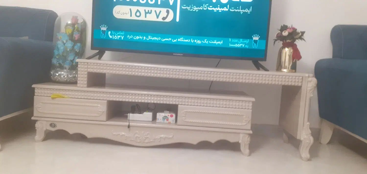 فروش مبل .میز تلویزیون.بوفه.ساعت.باقیمت مناسب|حراج|نظرآباد, رسالت|دیوار