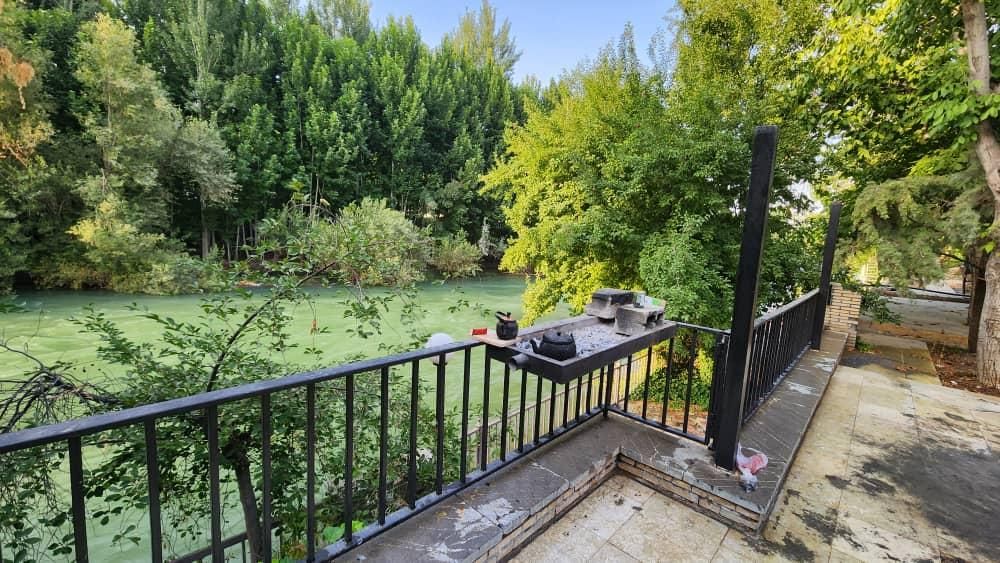 اجاره ویلا ۱۲۰۰متری ساحلی باغبهادران|اجارهٔ کوتاه‌مدت ویلا و باغ|لنجان, |دیوار