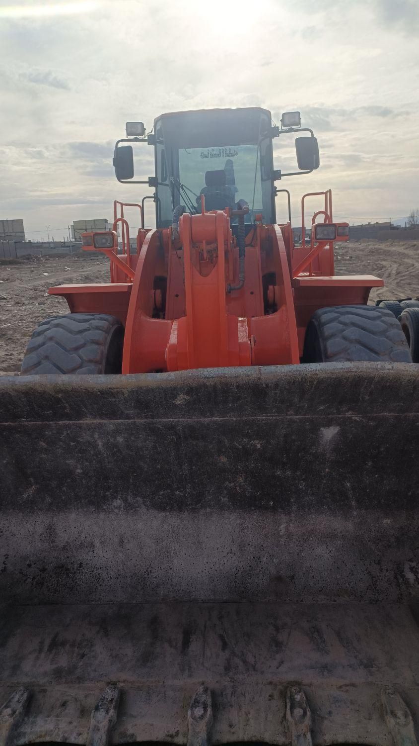 فروش فوری لودر دوسان 400موتور سولر سوزن معمولی|خودرو سنگین|سیرجان, |دیوار