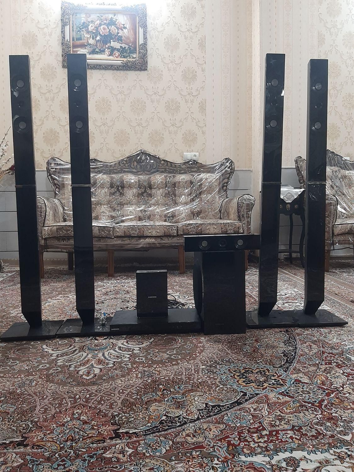 سینما|سیستم صوتی خانگی|کاشان, سرفره و صدره|دیوار