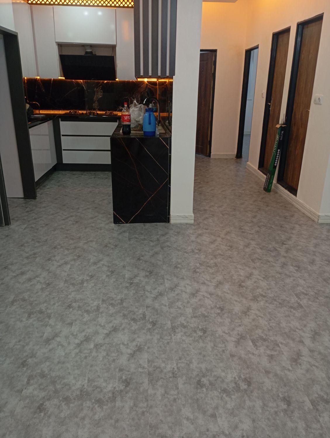 کفپوش ضد آب و ضد خش ۳۱۰ هزارتومن|خدمات پیشه و مهارت|رشت, پیرکلاچای|دیوار