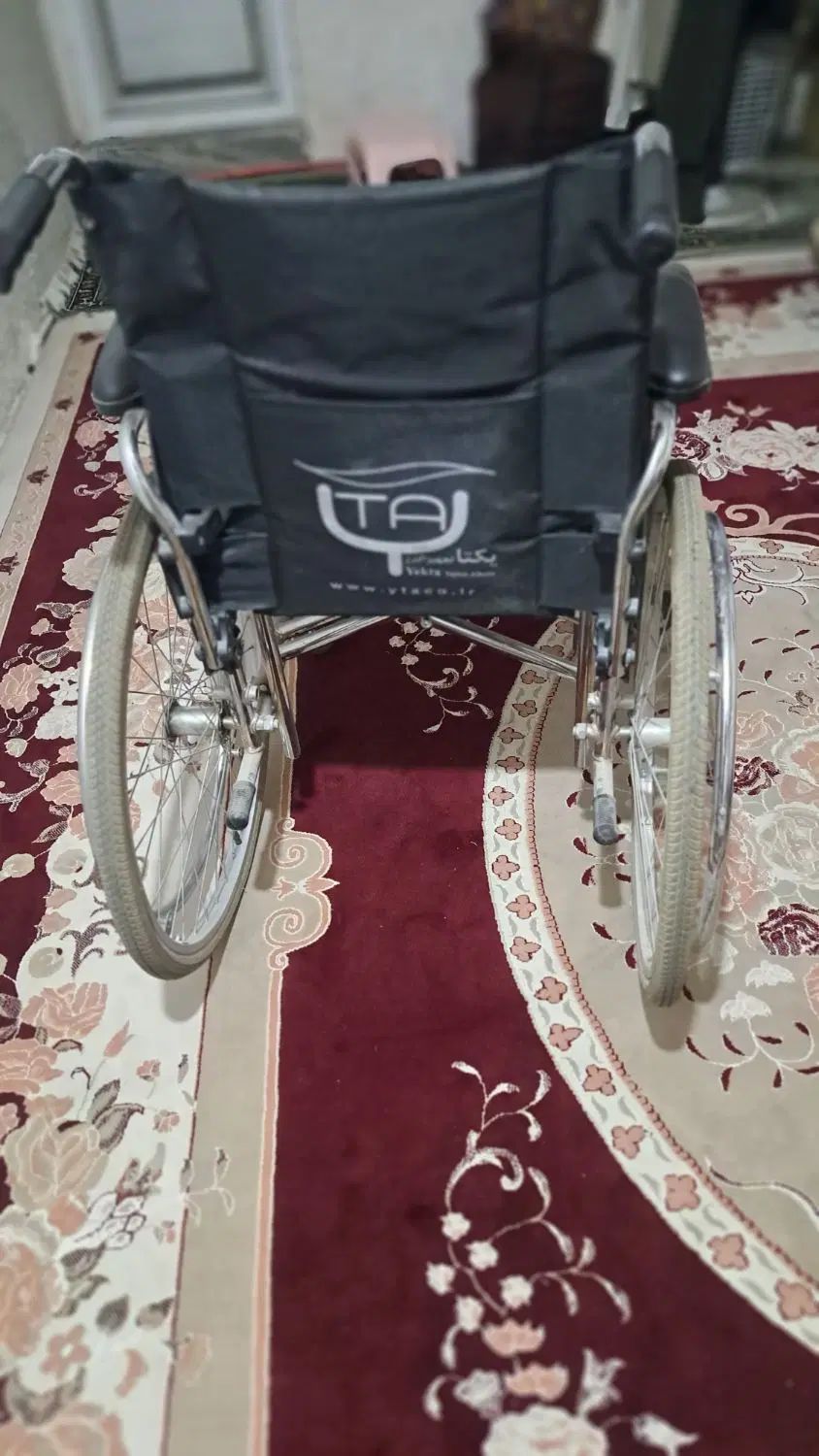 ویلچر در حد نو قیمت پنج و پانصد|آرایشی، بهداشتی، درمانی|کرج, چمران|دیوار