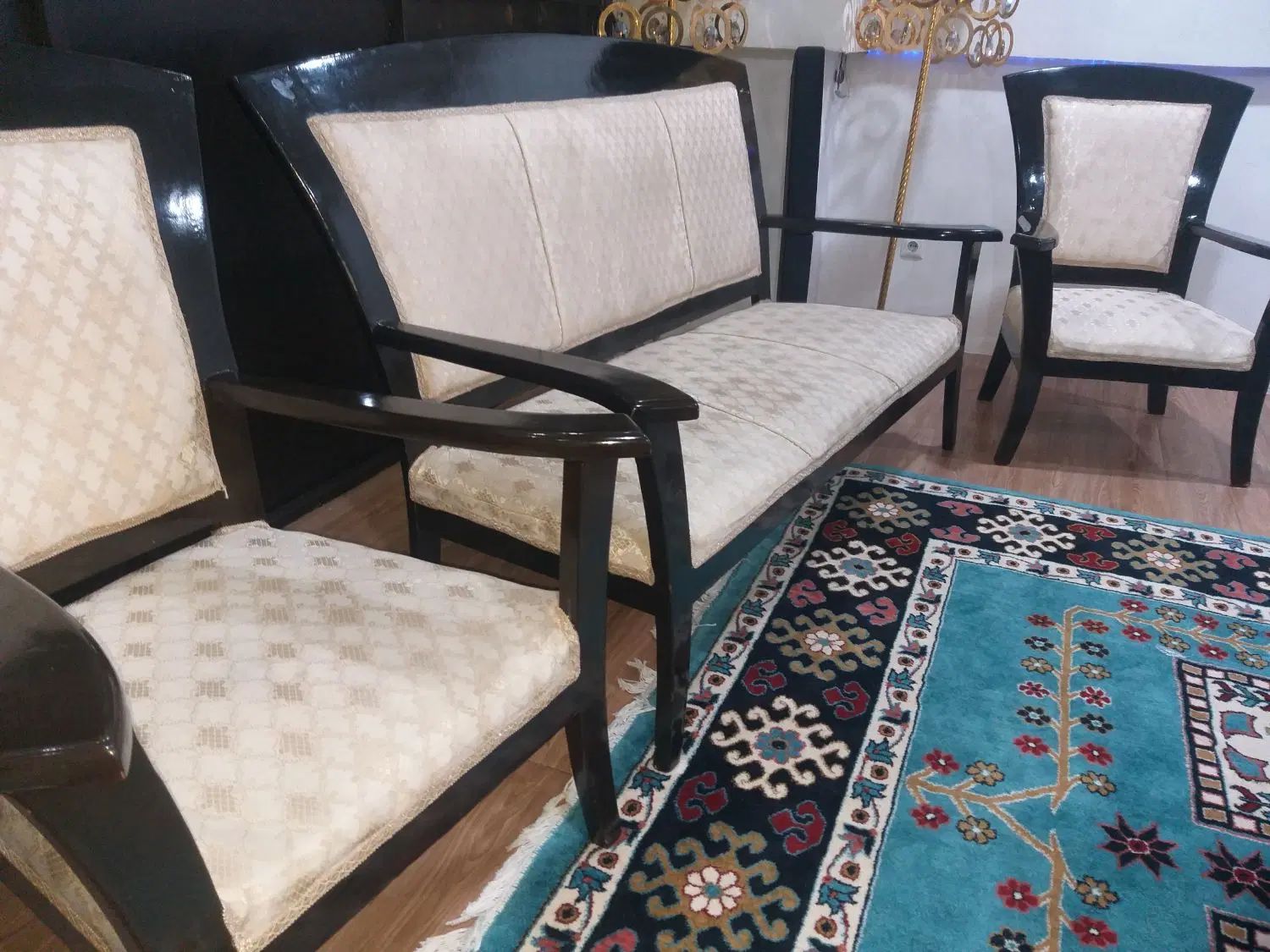 مبلمان|مبلمان خانگی و میز عسلی|تهران, دهکده المپیک|دیوار