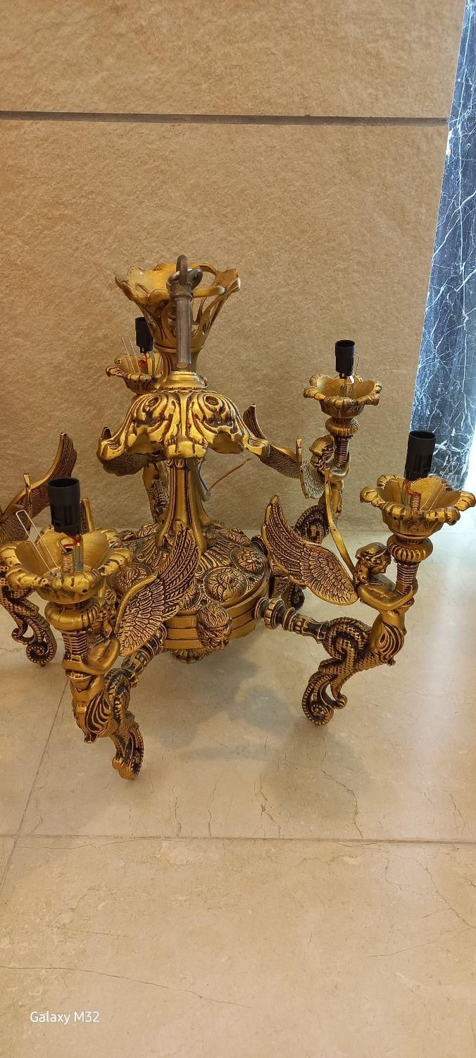 لوستر ۵ شاخه .از جنس رزین. جفت .|لوستر و چراغ آویز|اصفهان, باغ زرشک|دیوار