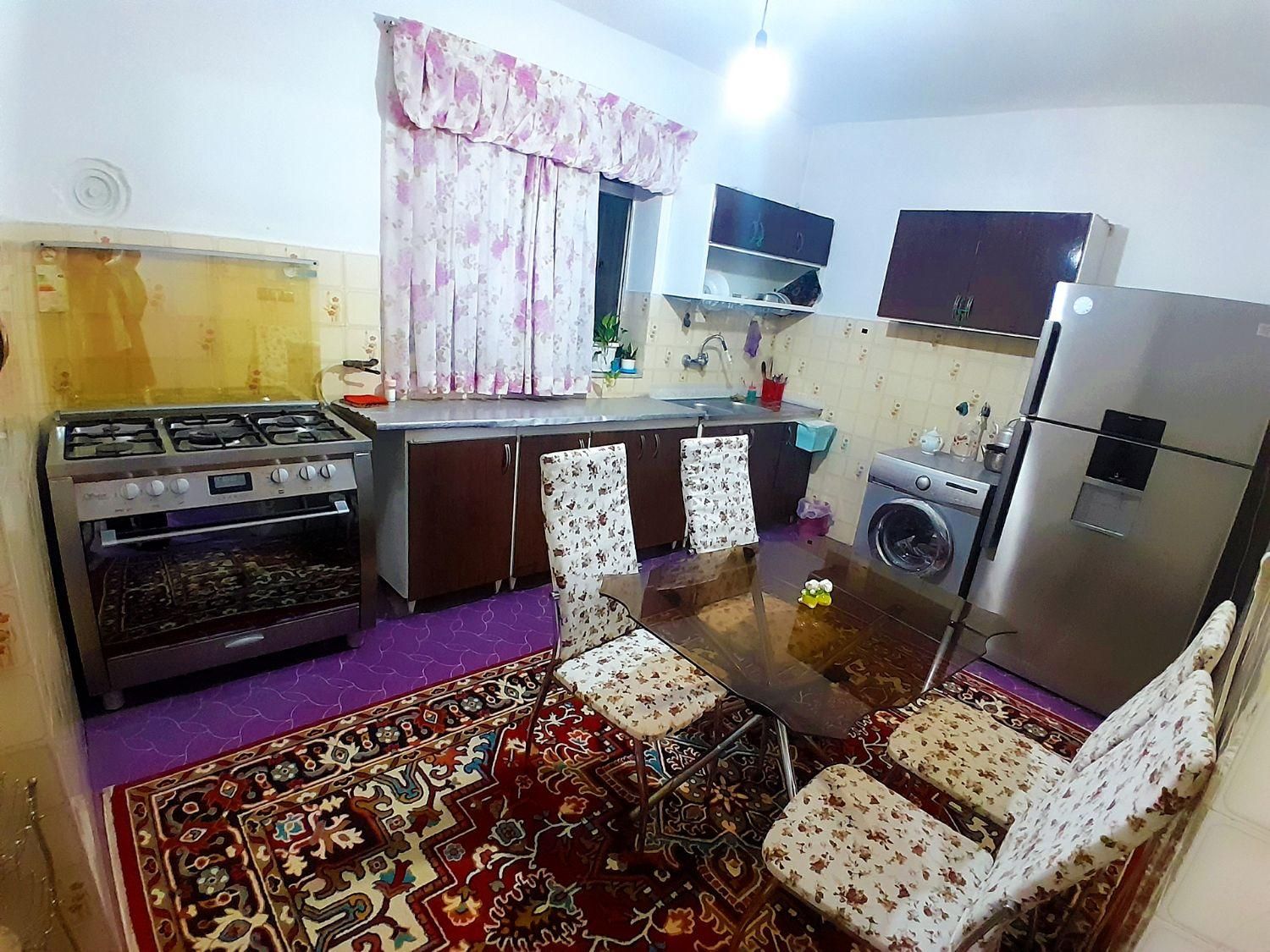ویلا ۸۰ متری شخصی بسیار تمیز مرکز شهر نزدیک دریا|اجارهٔ کوتاه‌مدت آپارتمان و سوئیت|رامسر, |دیوار