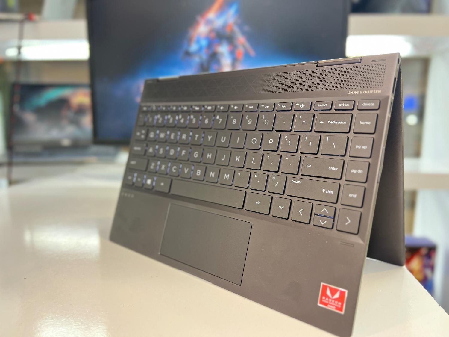 لپتاپ لمسی ۳۶۰ درجه hp envy بسیار زیبا و قدرتمند|رایانه همراه|مشهد, احمدآباد|دیوار