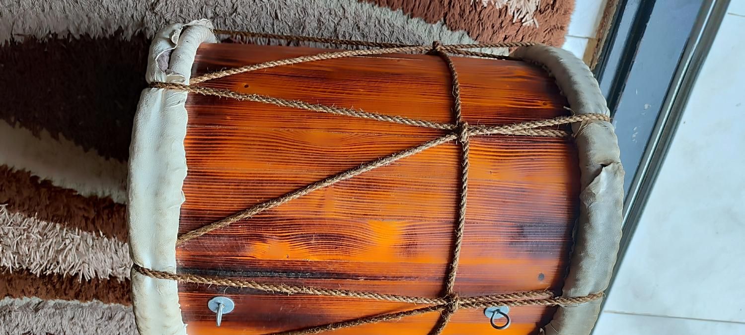 دمام غمبر دهنه 37 و پوست بز|درام و پرکاشن|رضوانشهر, |دیوار