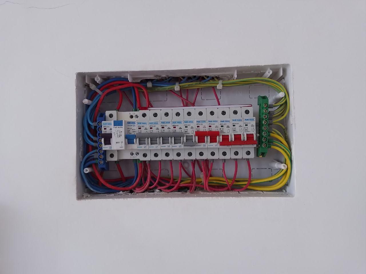 خدمات فنی و برقکاری ساختمان|خدمات پیشه و مهارت|همدان, |دیوار