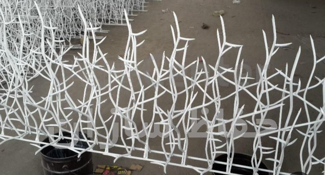 حفاظ روی دیوار شاخگوزنی میلگردی ،بوته ای،در پنجره|خدمات پیشه و مهارت|مشهد, الهیه|دیوار