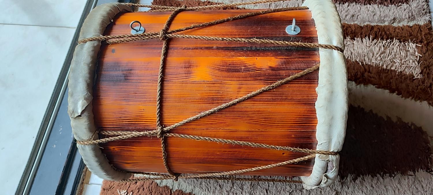 دمام غمبر دهنه 37 و پوست بز|درام و پرکاشن|رضوانشهر, |دیوار