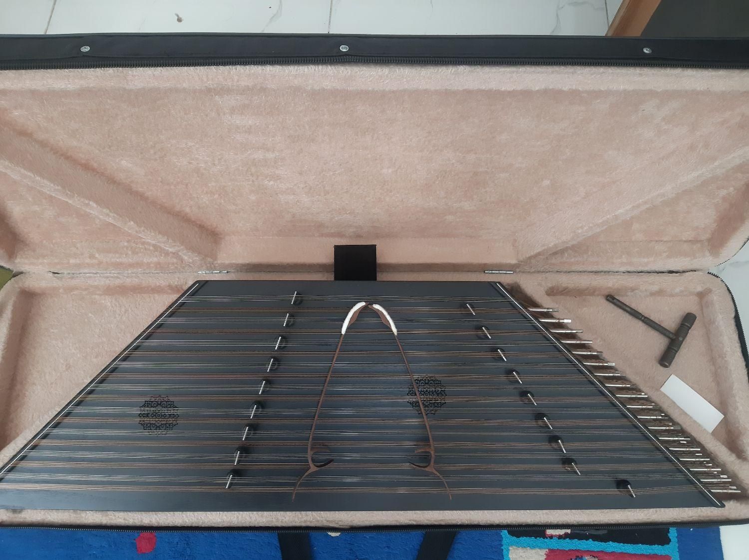 سنتور تلفیق هنر اثر استاد صادقی|سازهای سنتی|رشت, کوی مهر|دیوار