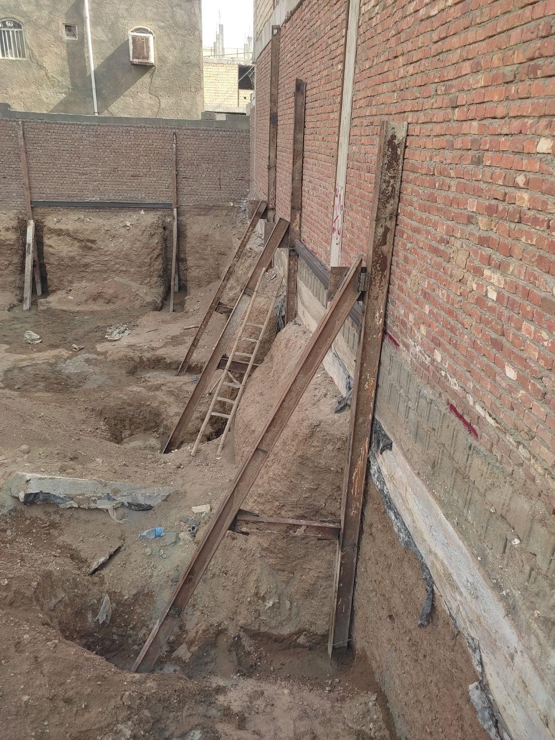 جوشکار سیار با تراکتور و سازه نگهبان|خدمات پیشه و مهارت|زاهدان, |دیوار