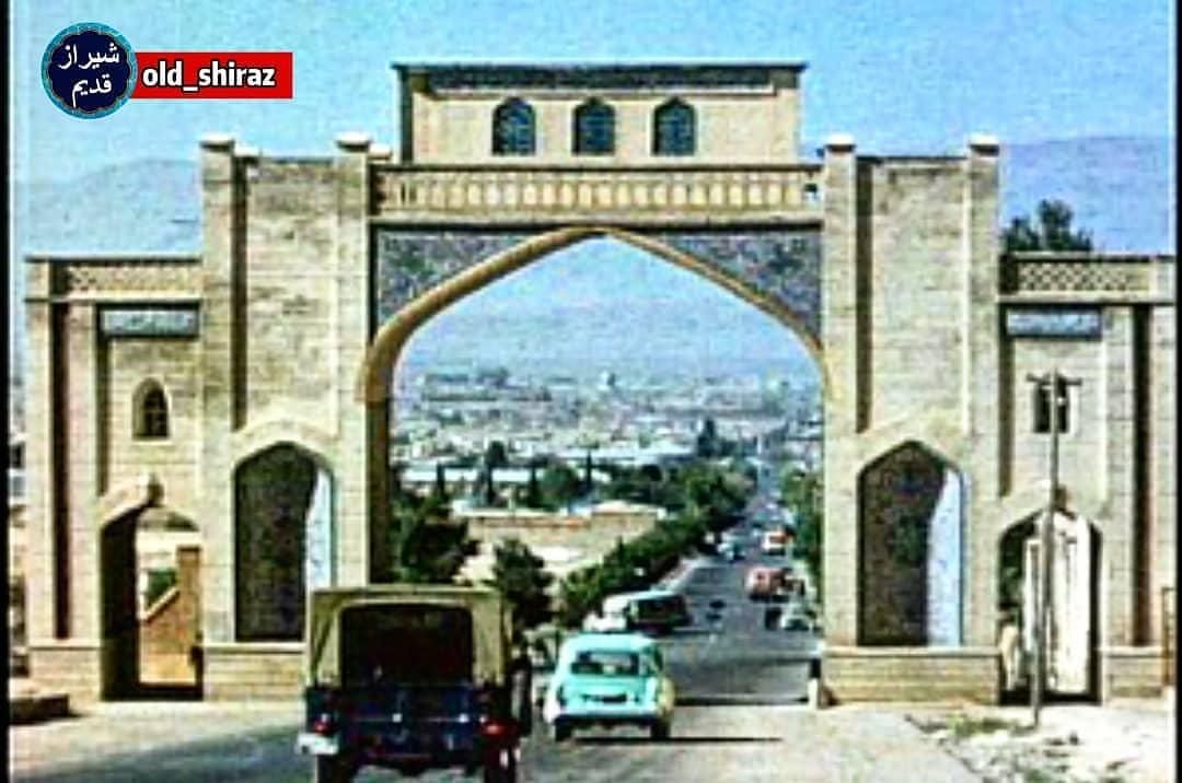 بصورت پاره وقت از ساعت ۱۰ صبح تا ۶ بعدازظهر|استخدام خدمات فروشگاه و رستوران|شیراز, عادل آباد|دیوار