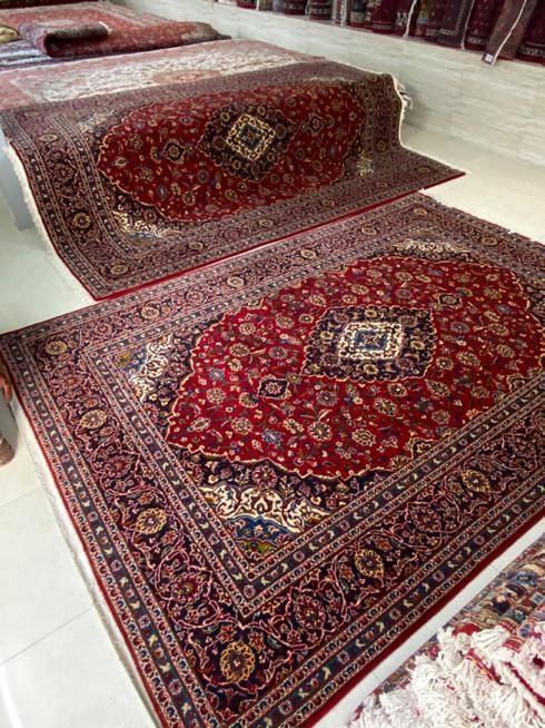 جفت۹ متری کاشان گوشتدار زمینه لاکی|فرش|همدان, |دیوار