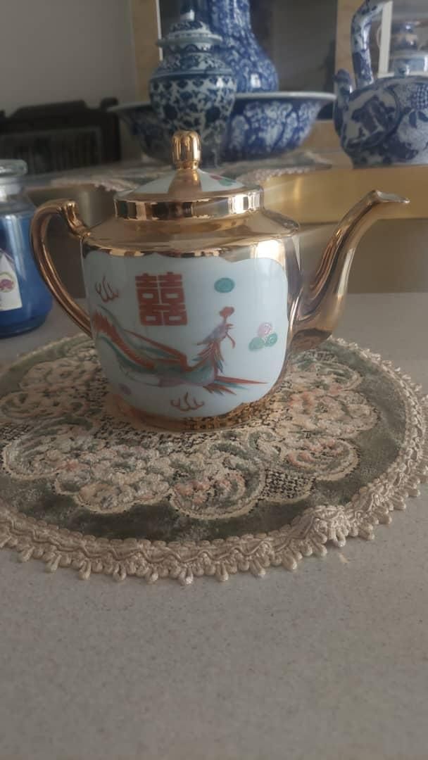 قوری قدیمی|کلکسیون اشیاء عتیقه|تهران, اکباتان|دیوار