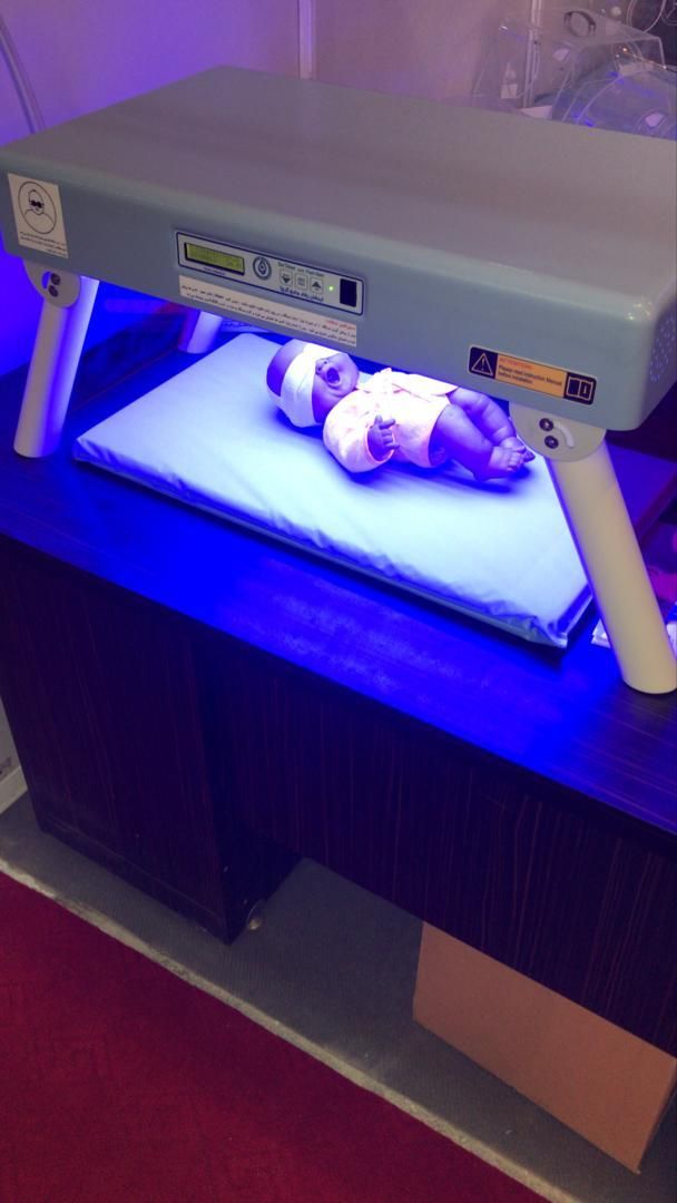 دستگاه زردی نوزاد ال ای دی ۴ لامپ در گنبد کاووس|خدمات آرایشگری و زیبایی|گنبد کاووس, |دیوار