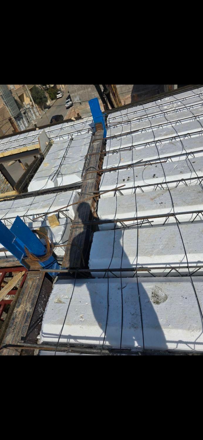 اجرای سقف تیرچه و بلوک وپیمانکاری ساختمان|خدمات پیشه و مهارت|یزد, |دیوار