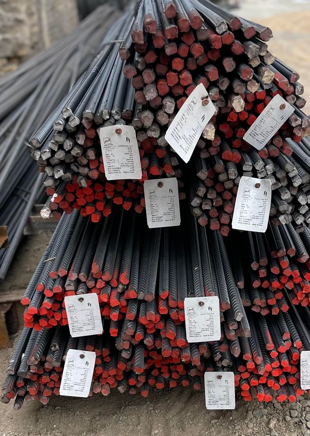 میلگرد و تیراهن کلی و جزئی|مصالح و تجهیزات ساختمان|اسلام‌شهر, شهرک سالور|دیوار