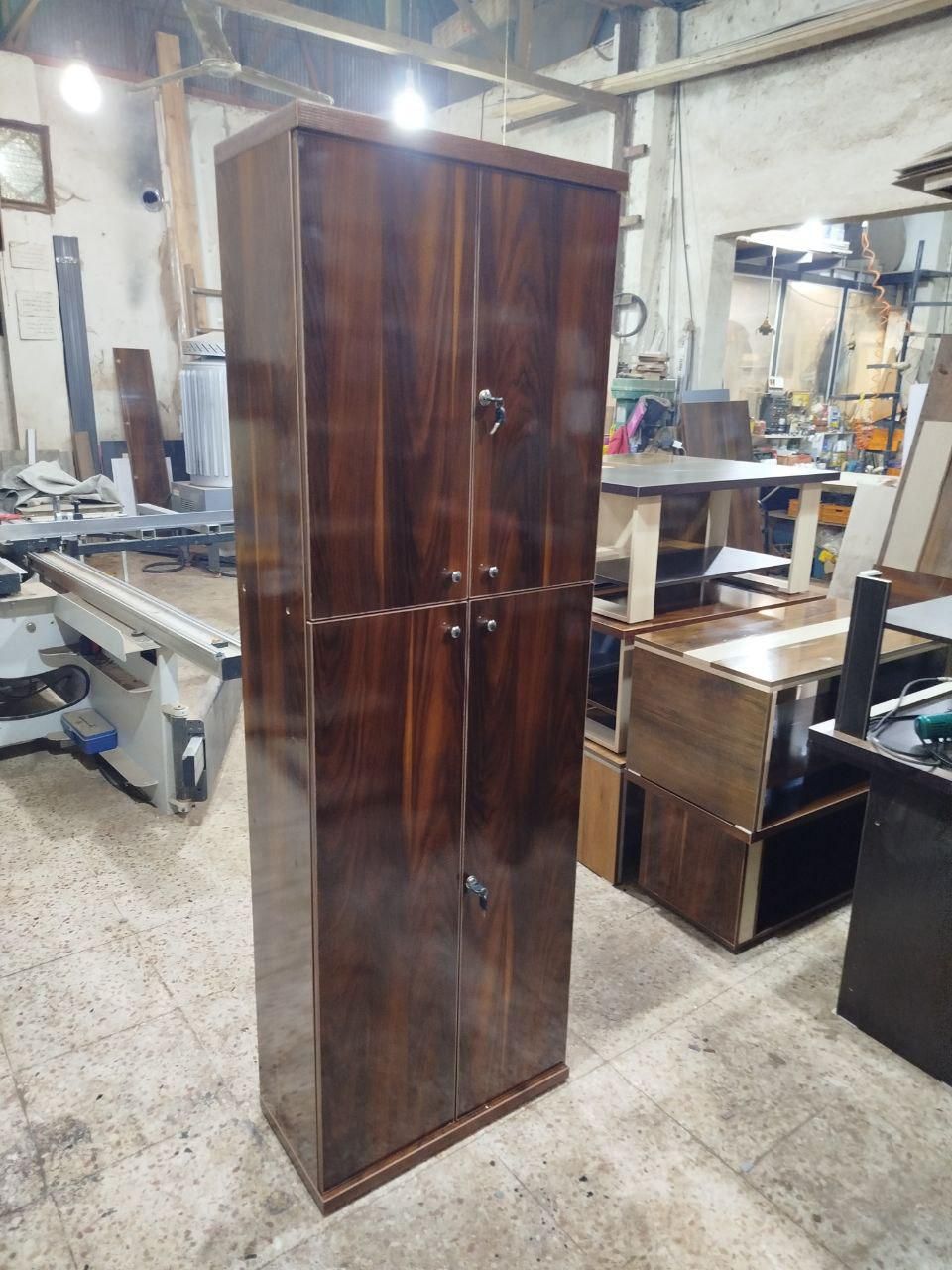 جاکفشی|جاکفشی، کمد، دراور|رشت, لاکان|دیوار