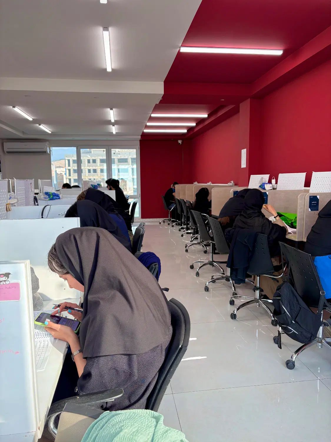 استخدام کارشناس فروش در معتبرترین مجموعه گرگان|استخدام بازاریابی و فروش|گرگان, |دیوار