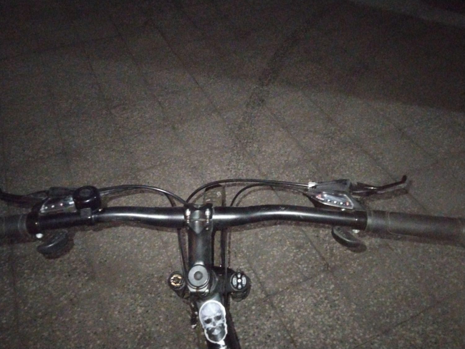 دوچرخه مدل فلش سایز 26 تنه بزرگ|دوچرخه، اسکیت، اسکوتر|پردیس, فاز ۸|دیوار