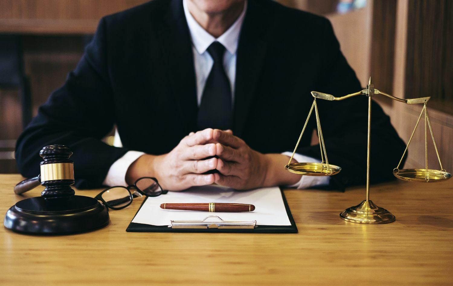 وکیل ملکی و تنظیم قراردادهای تجاری و مشارکت|خدمات مالی، حسابداری، بیمه|تهران, میرداماد|دیوار
