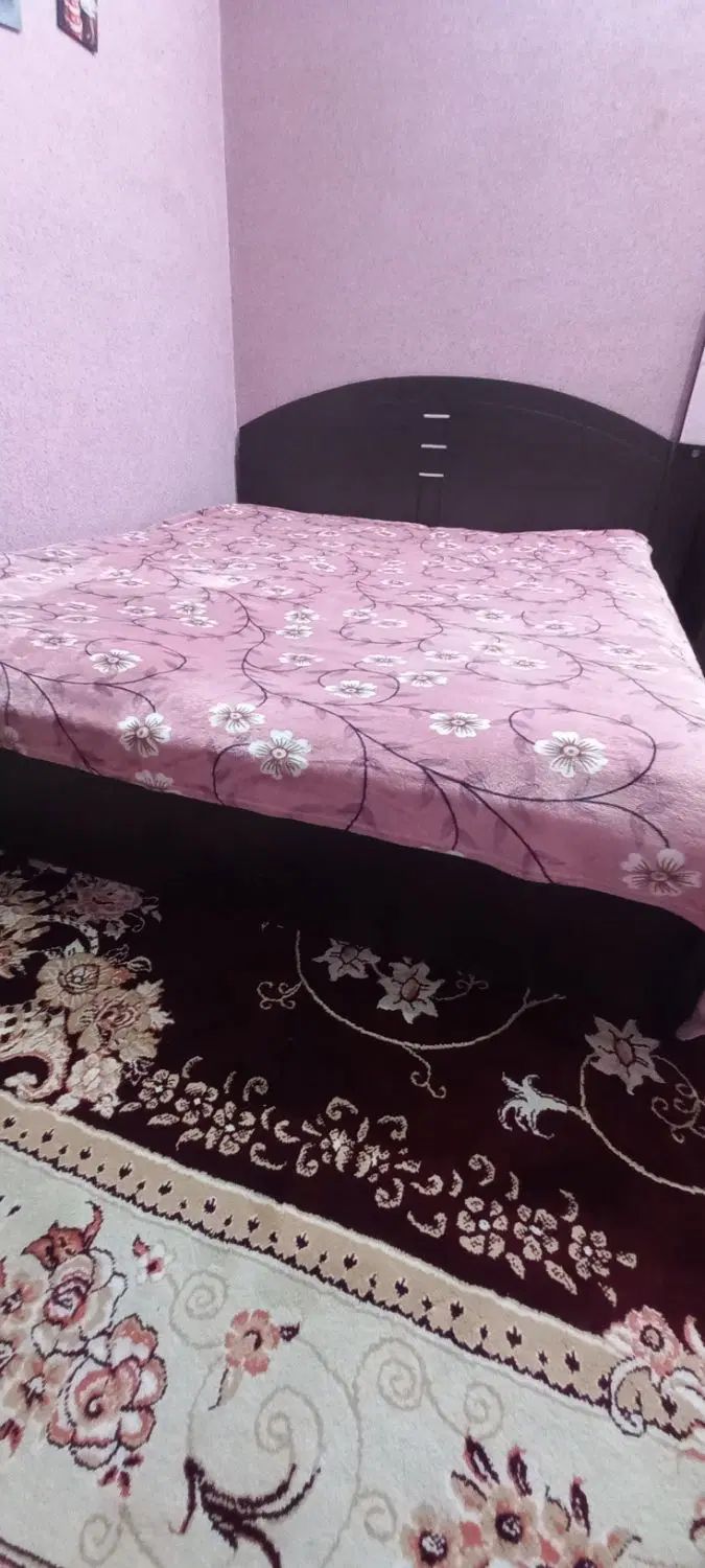 تخت آینه دلاور|تخت و سرویس خواب|مشهد, موسوی قوچانی|دیوار