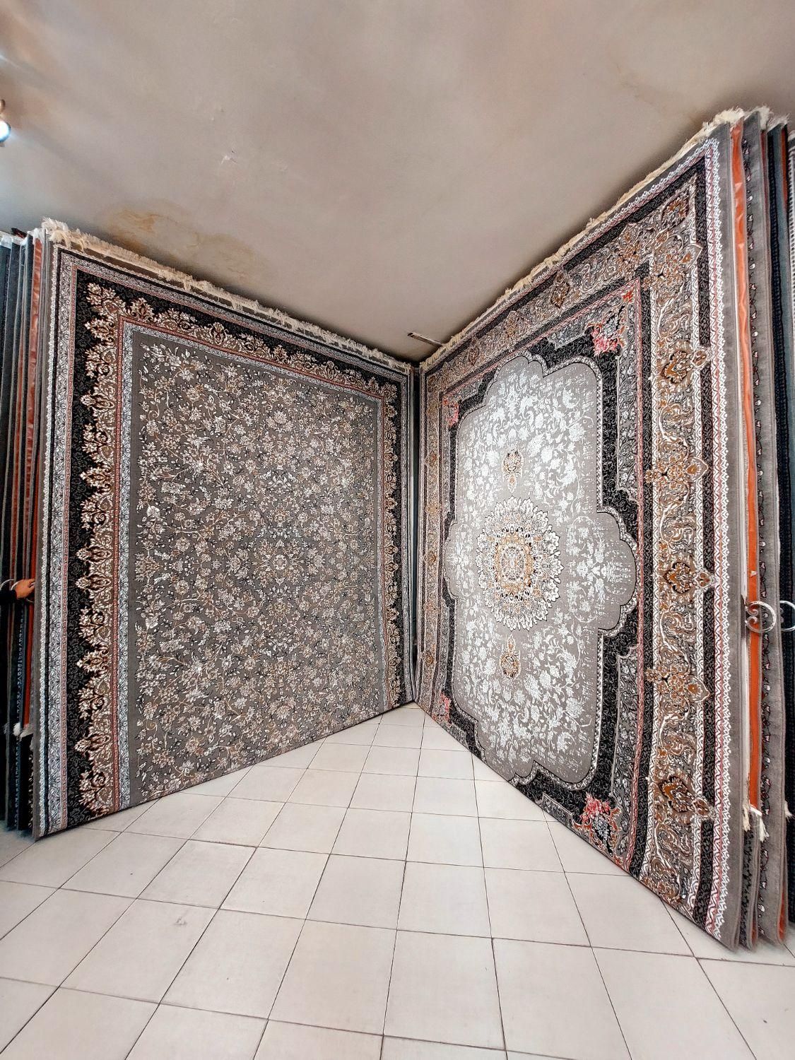 فرش۹متری ۷۰۰شانه تمام نخ صادراتی حاجی حسینی(طلاب)|فرش|مشهد, طلاب|دیوار