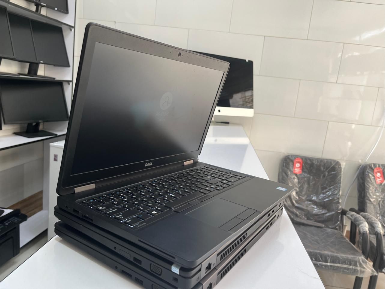 Dell 5590 i5 7600U رادگستر شعبه کفیشه|رایانه همراه|آبادان, |دیوار
