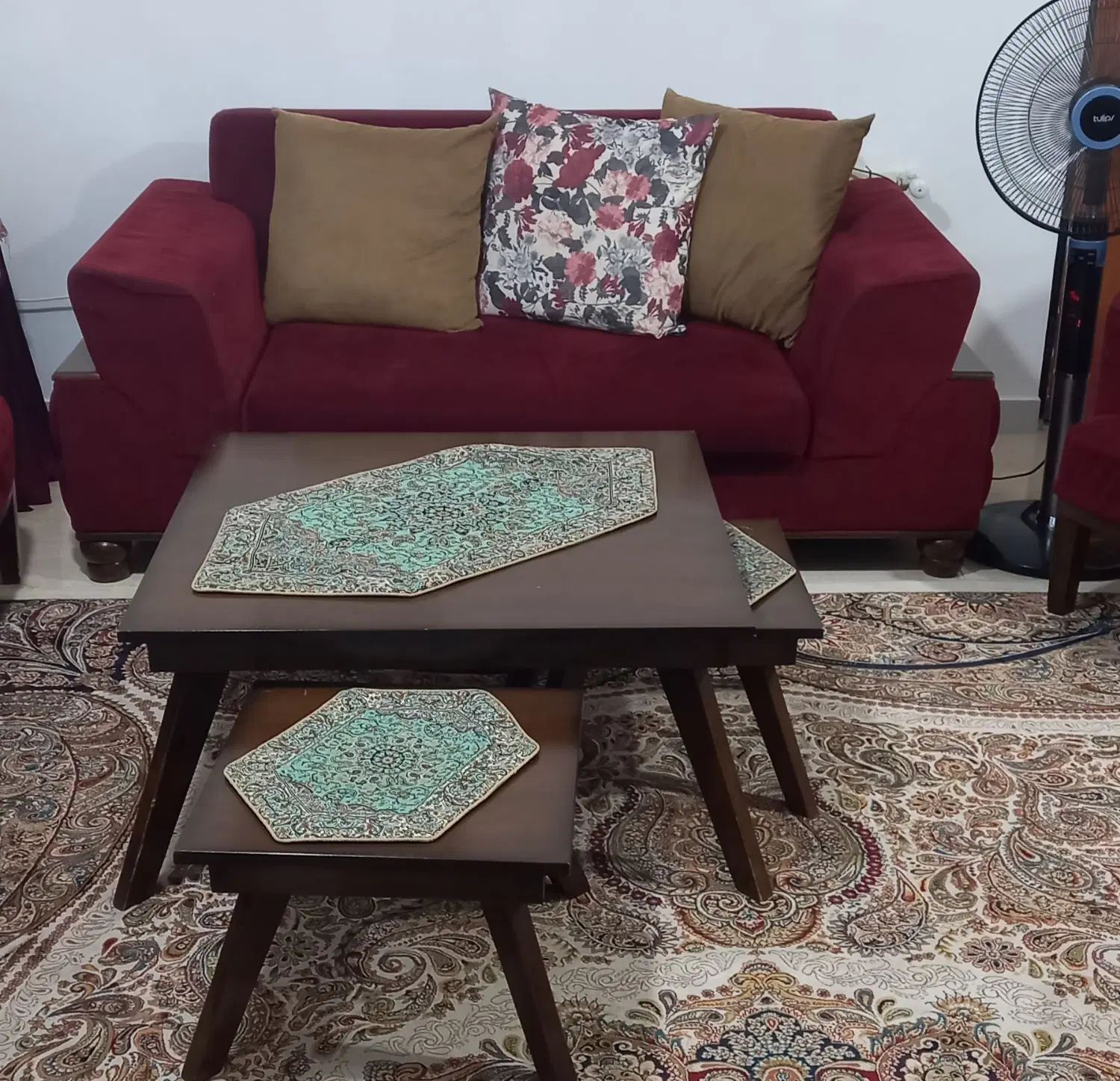 مبلمان ۷ نفره بهمراه میز نهار خوری.|مبلمان خانگی و میز عسلی|کرج, برغان|دیوار