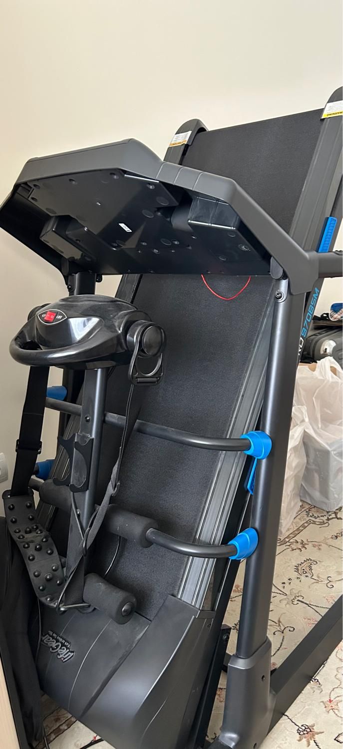 تردمیل حرفه‌ای LifeGear مدل Xerxes Pro 97085M|تجهیزات ورزشی|شیراز, شهرک آرین|دیوار