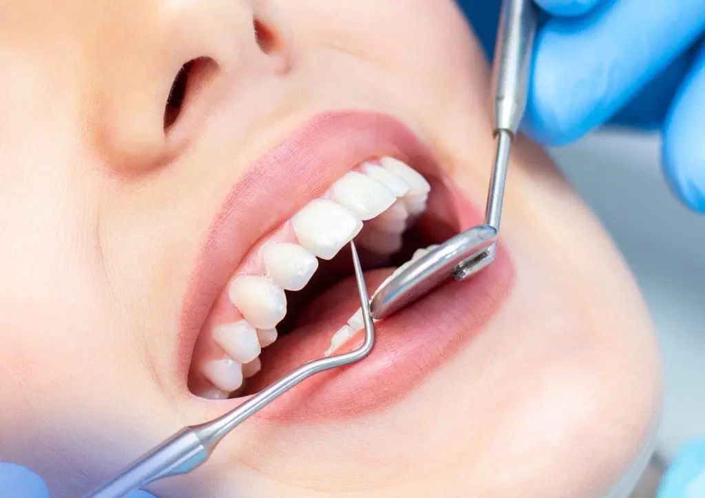 استخدام منشی و دستیار خانم جهت مطب دندانپزشکی|استخدام درمانی، زیبایی، بهداشتی|یزد, |دیوار