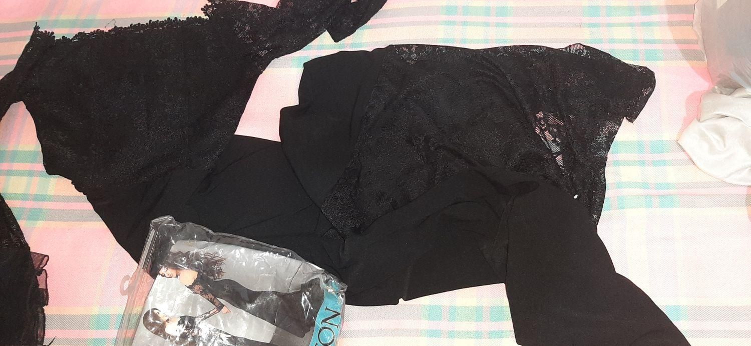 تعدادی لباس شیک|لباس|فسا, |دیوار