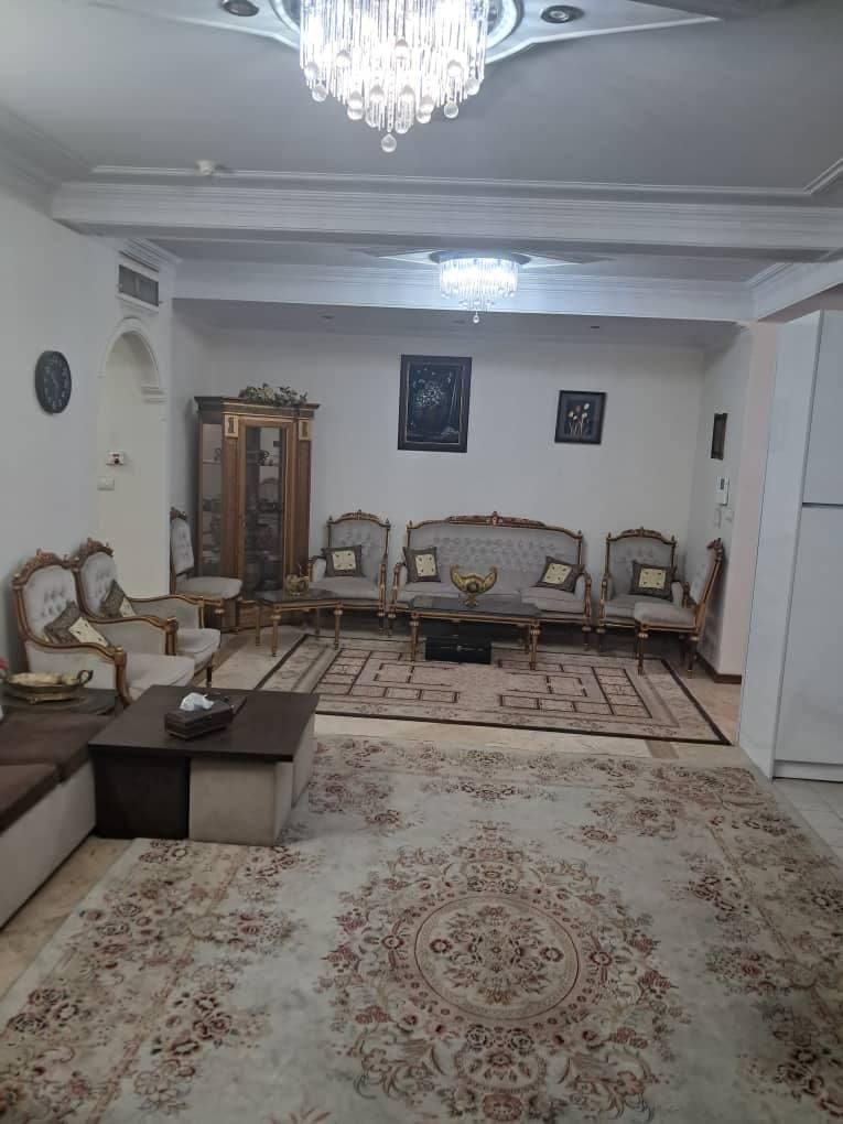 اجاره ۱۳۰ متری سه خواب/ میدان دریاچه/خوش نقشه|اجارهٔ آپارتمان|تهران, دریاچه شهدای خلیج فارس|دیوار